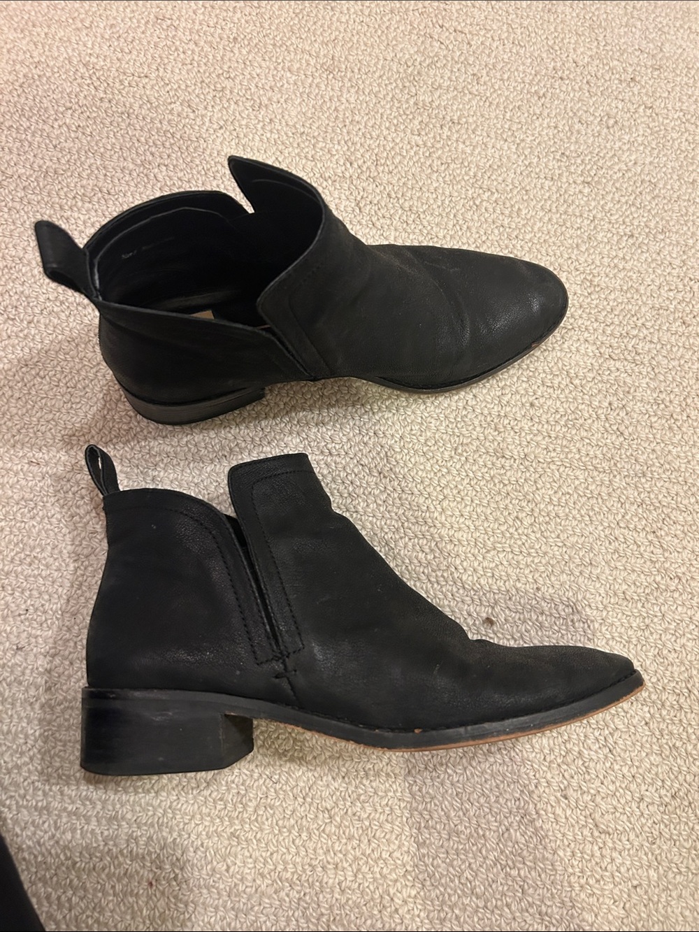 Dolce Vita Black Leather Ankle Booties